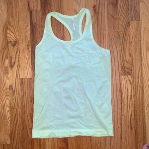 Lulu swiftly tank yellow